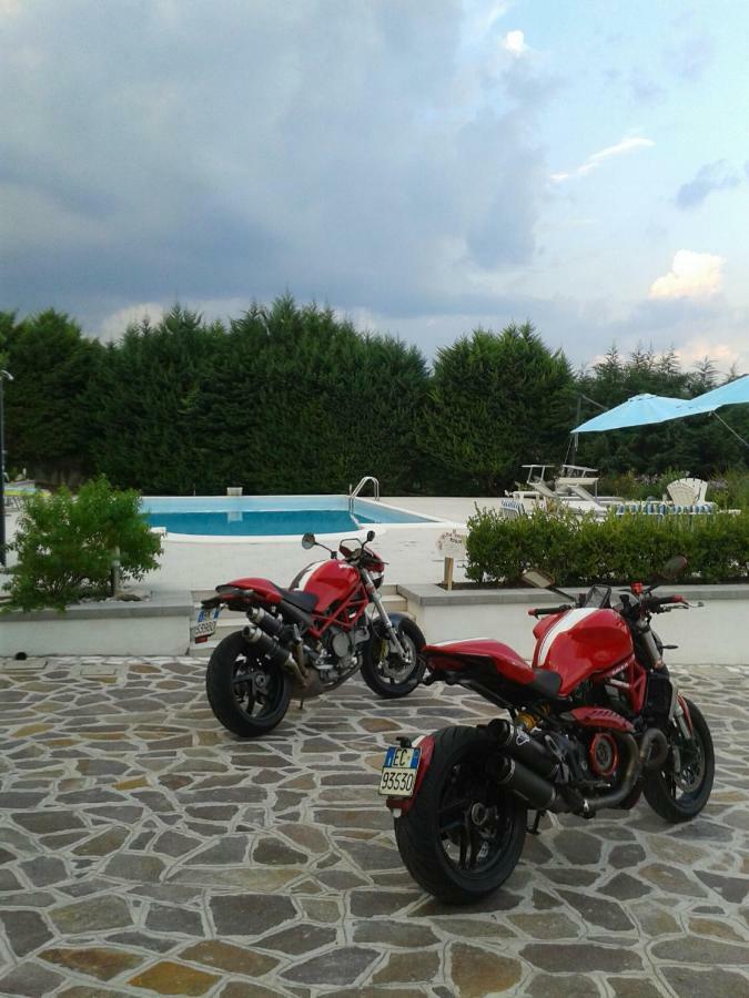 Globetrotter Bed and Breakfast Formia Buitenkant foto